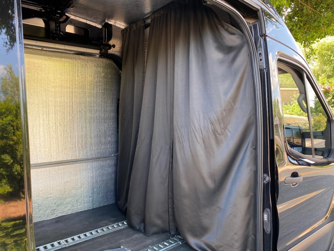 Ford Transit 250 Van High Roof w/Sliding Pass. 148-in. WB EL 2023