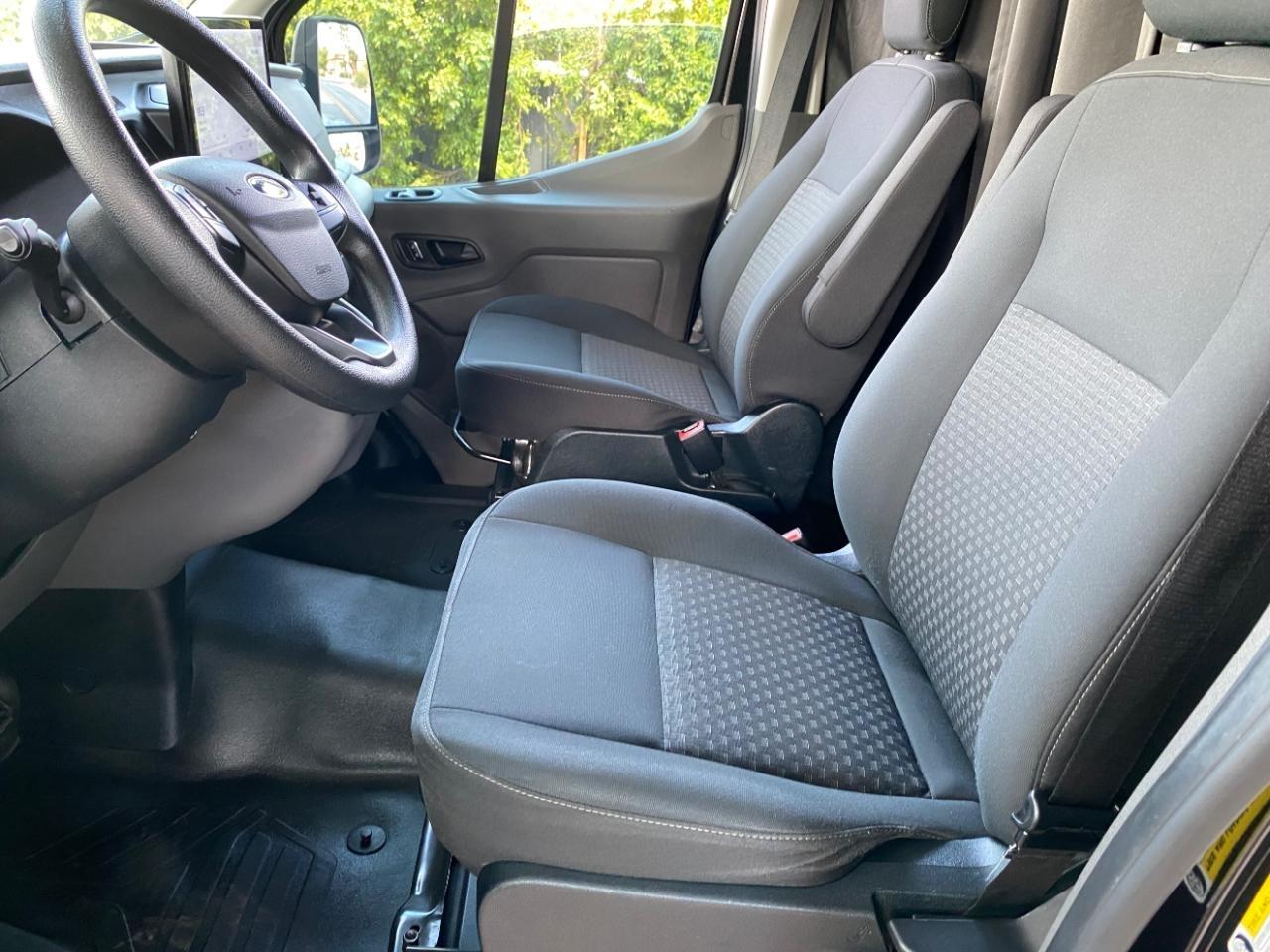 Ford Transit 250 Van High Roof w/Sliding Pass. 148-in. WB EL 2023