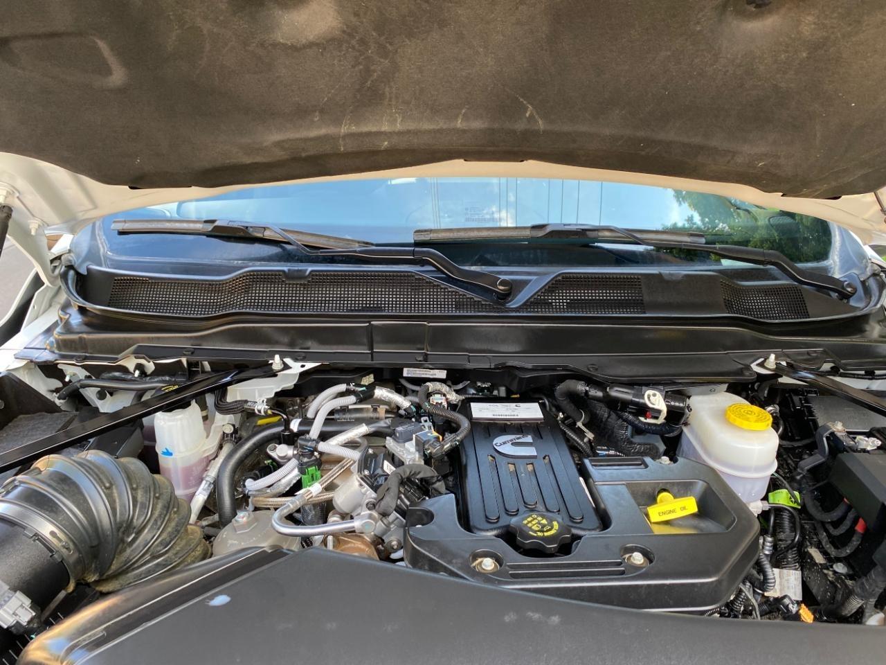 RAM 2500 Big Horn Crew Cab 4WD 2025