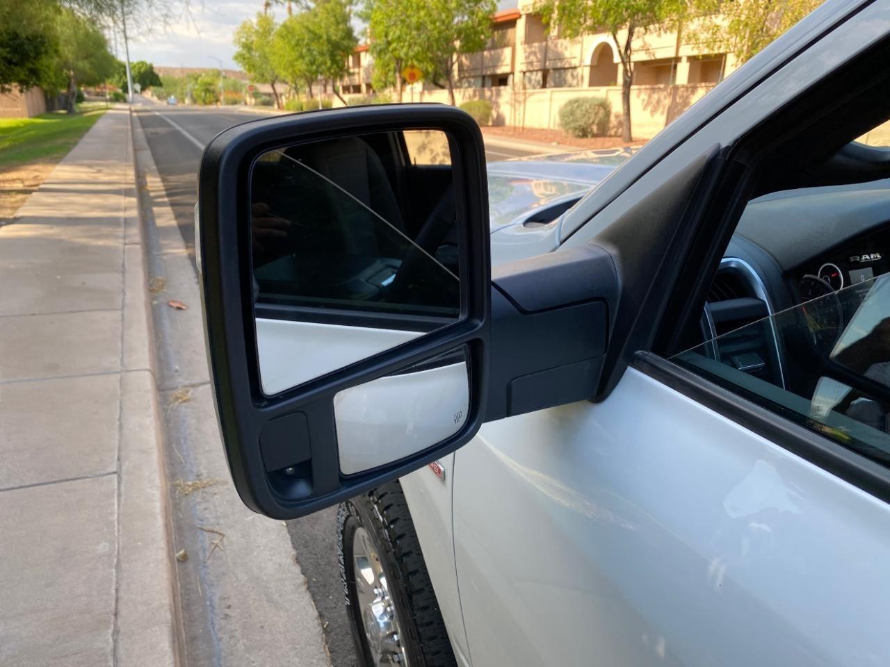 RAM 2500 Big Horn Crew Cab 4WD 2025