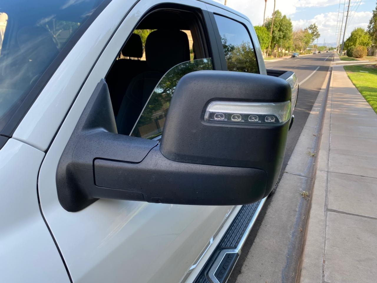 RAM 2500 Big Horn Crew Cab 4WD 2025
