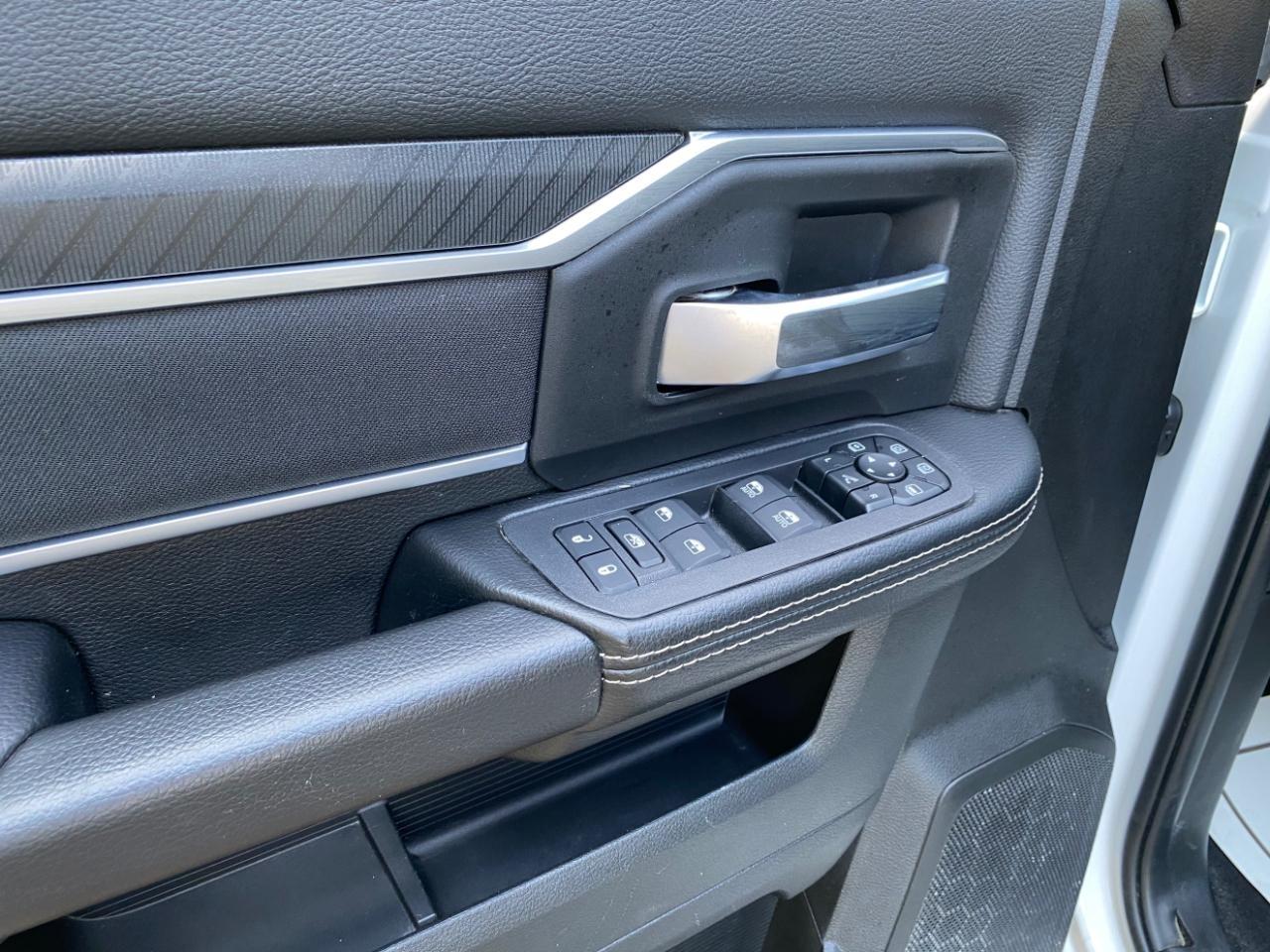 RAM 2500 Big Horn Crew Cab 4WD 2025