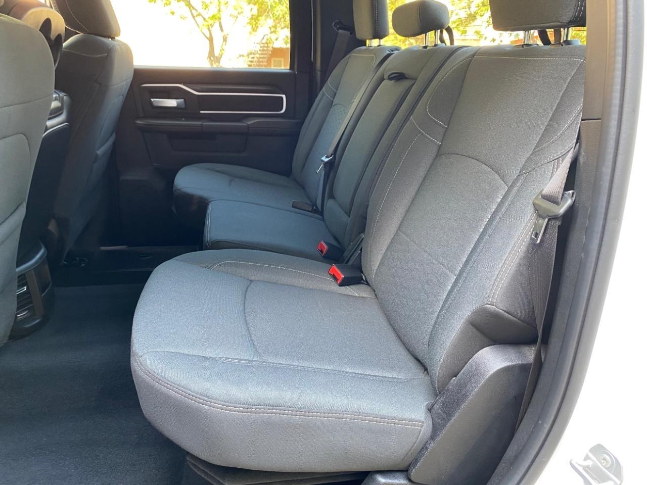 RAM 2500 Big Horn Crew Cab 4WD 2025