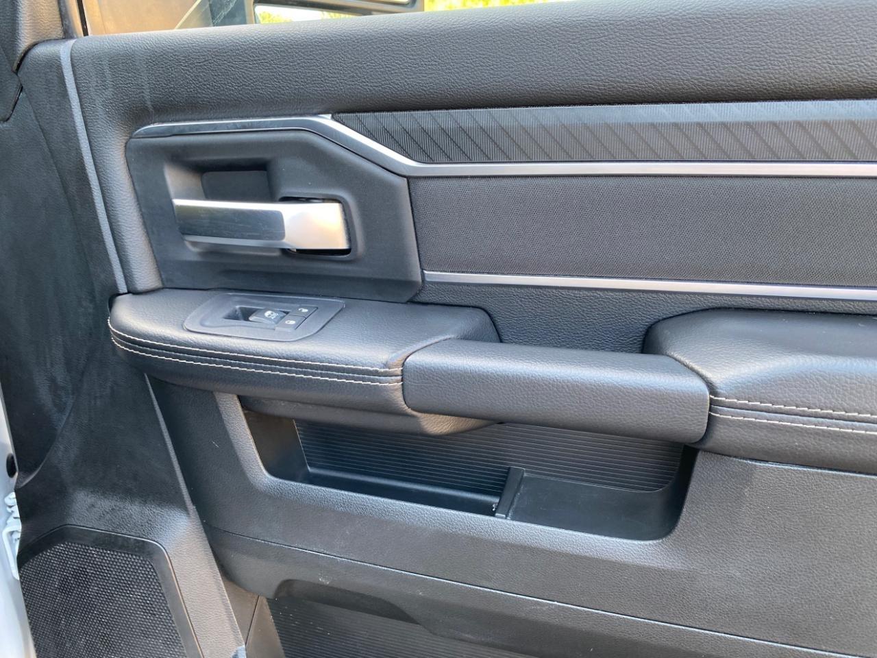 RAM 2500 Big Horn Crew Cab 4WD 2025