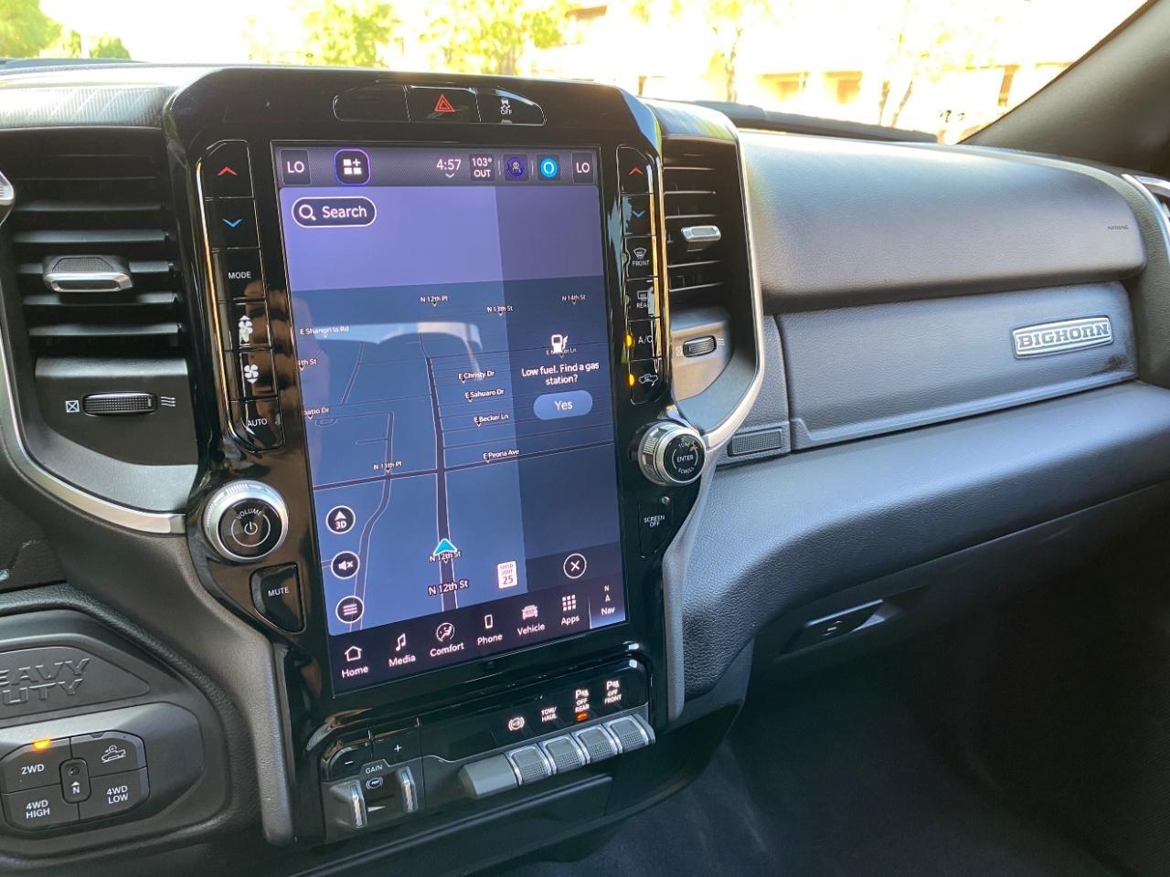 RAM 2500 Big Horn Crew Cab 4WD 2025