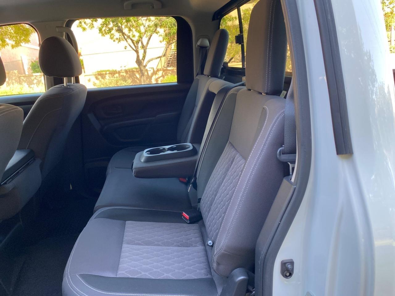 Nissan Titan S Crew Cab 2WD 2022