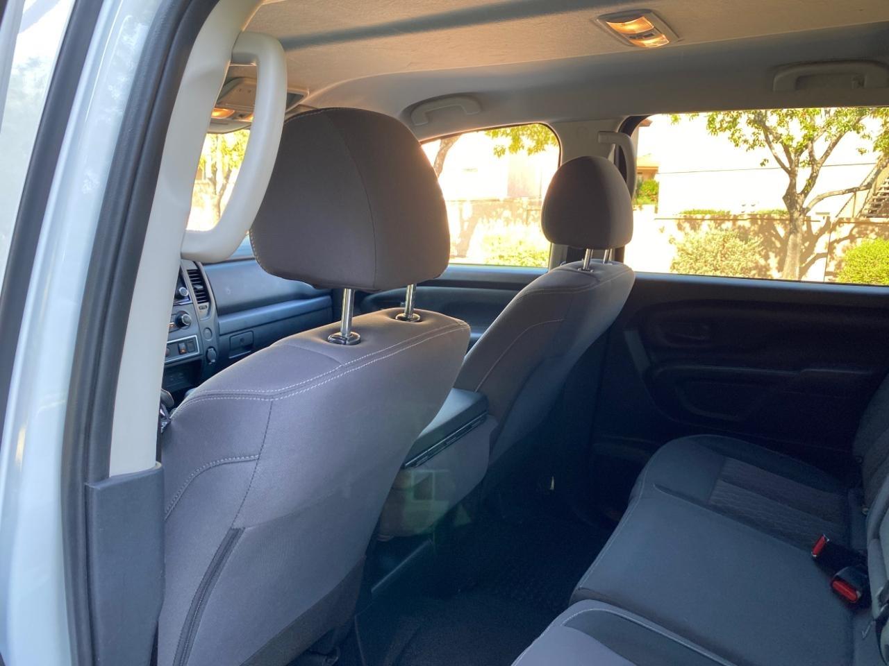 Nissan Titan S Crew Cab 2WD 2022