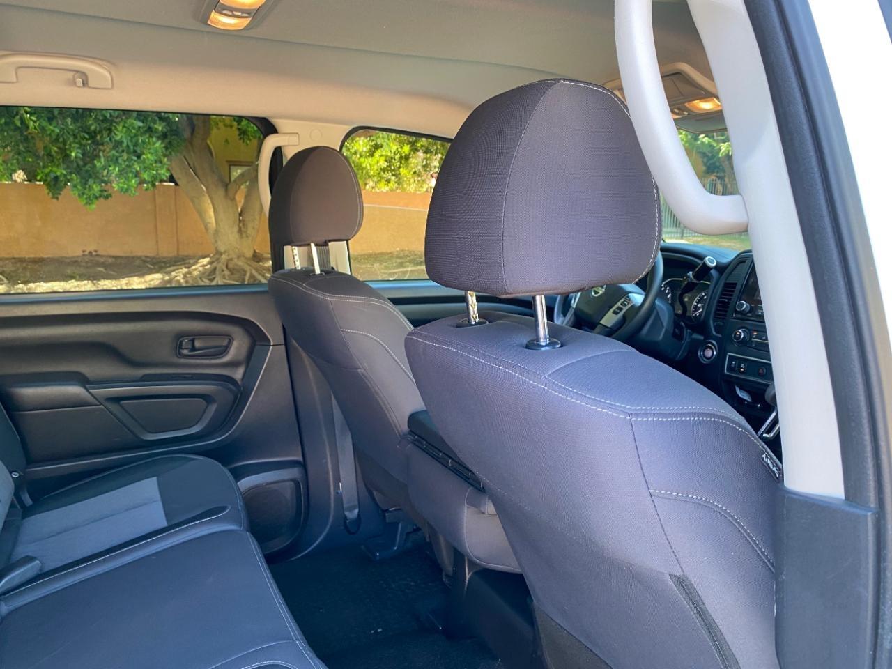 Nissan Titan S Crew Cab 2WD 2022