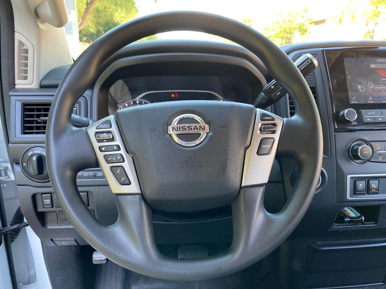Nissan Titan S Crew Cab 2WD 2022