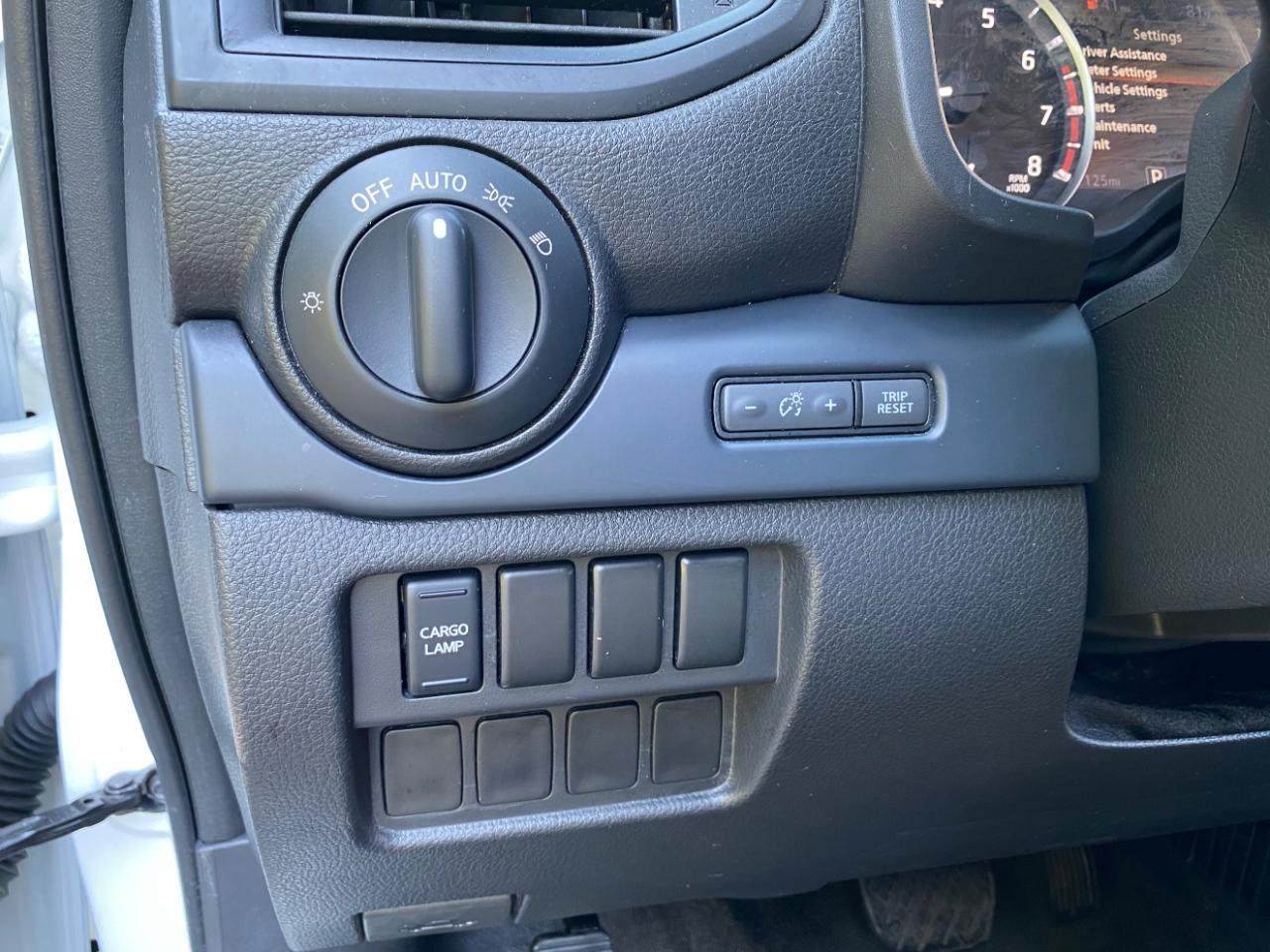 Nissan Titan S Crew Cab 2WD 2022
