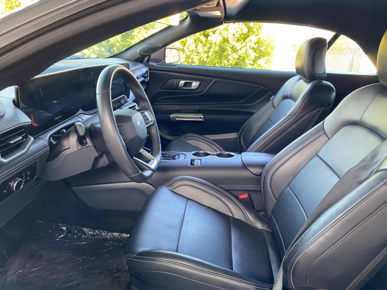 Ford Mustang EcoBoost Premium Convertible 2025
