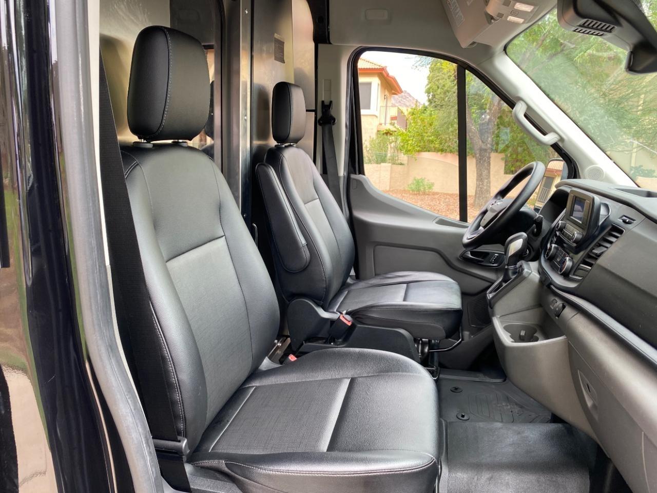 Ford Transit 250 Van High Roof w/Sliding Pass. 148-in. WB EL 2023
