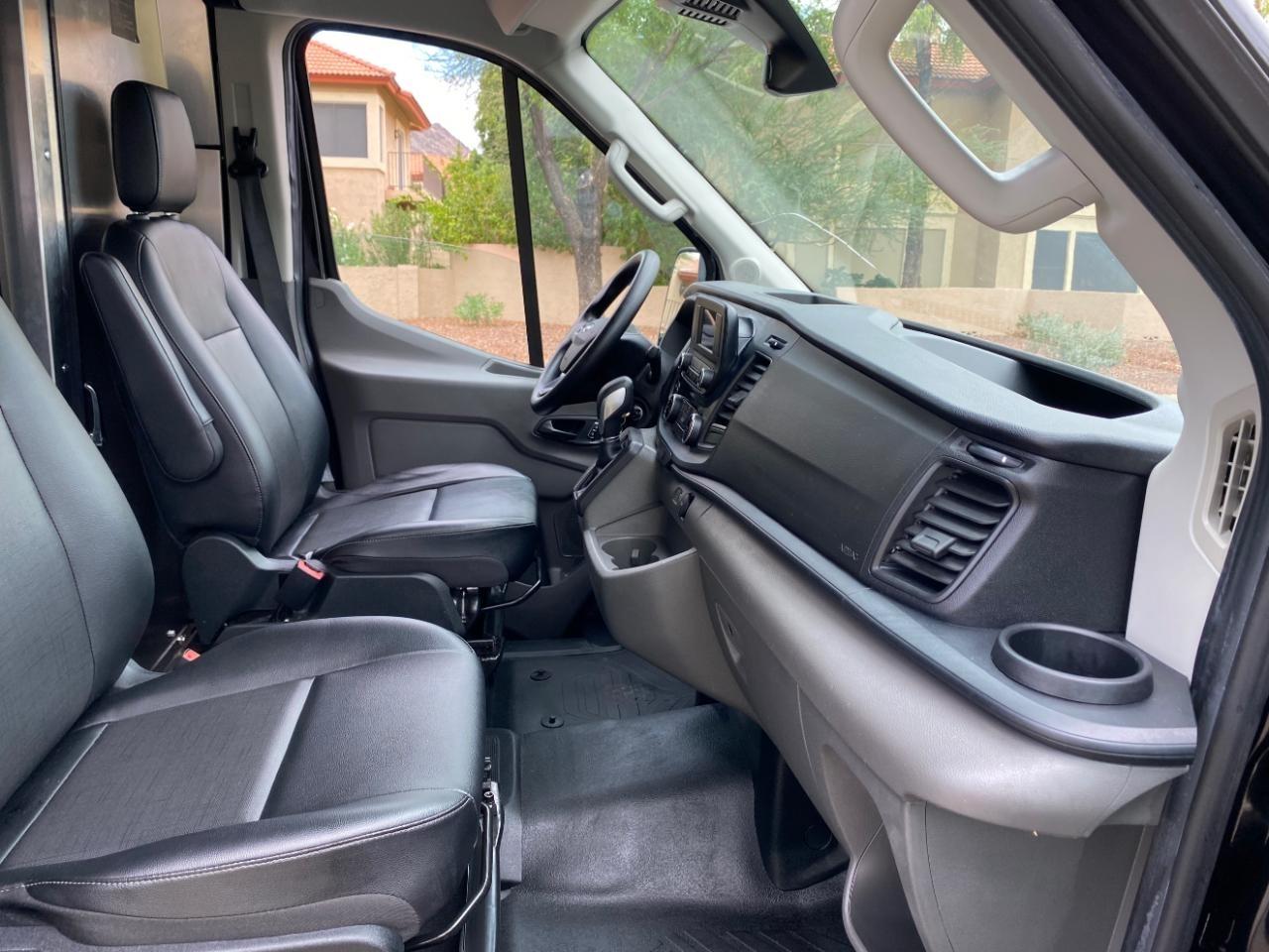 Ford Transit 250 Van High Roof w/Sliding Pass. 148-in. WB EL 2023