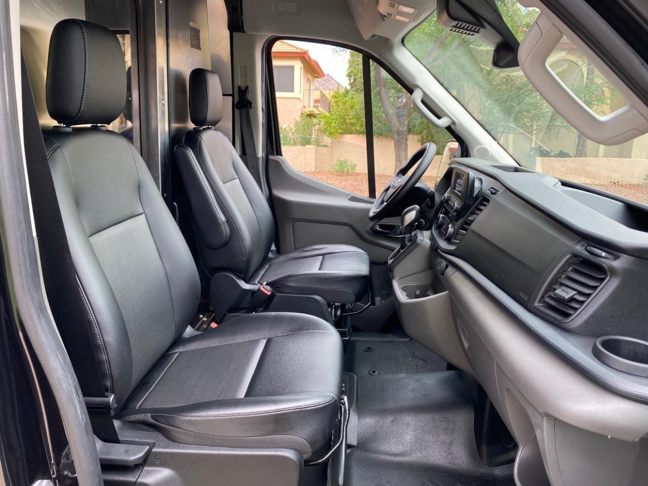 Ford Transit 250 Van High Roof w/Sliding Pass. 148-in. WB EL 2023