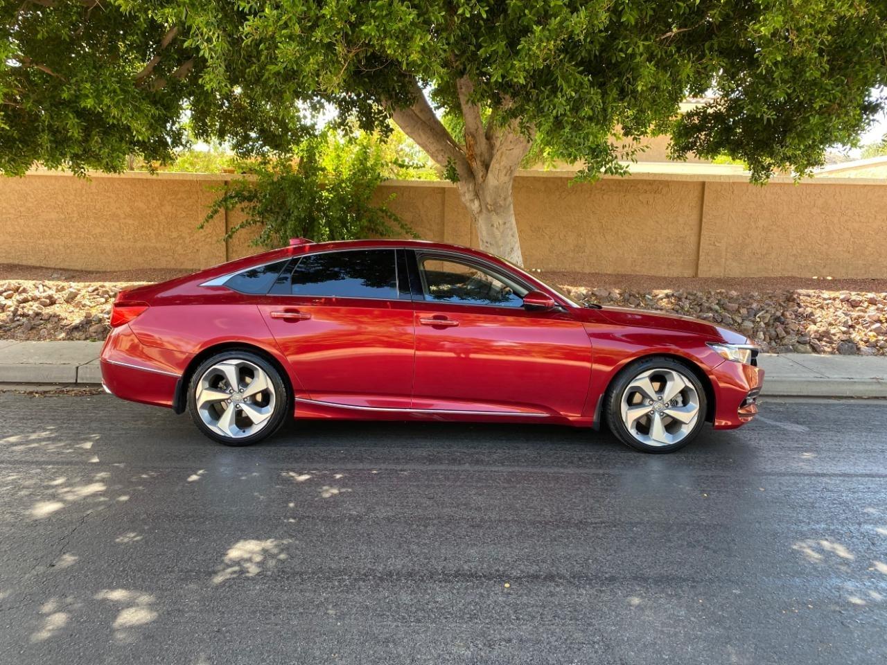 Honda Accord Touring 2.0T 10A 2018