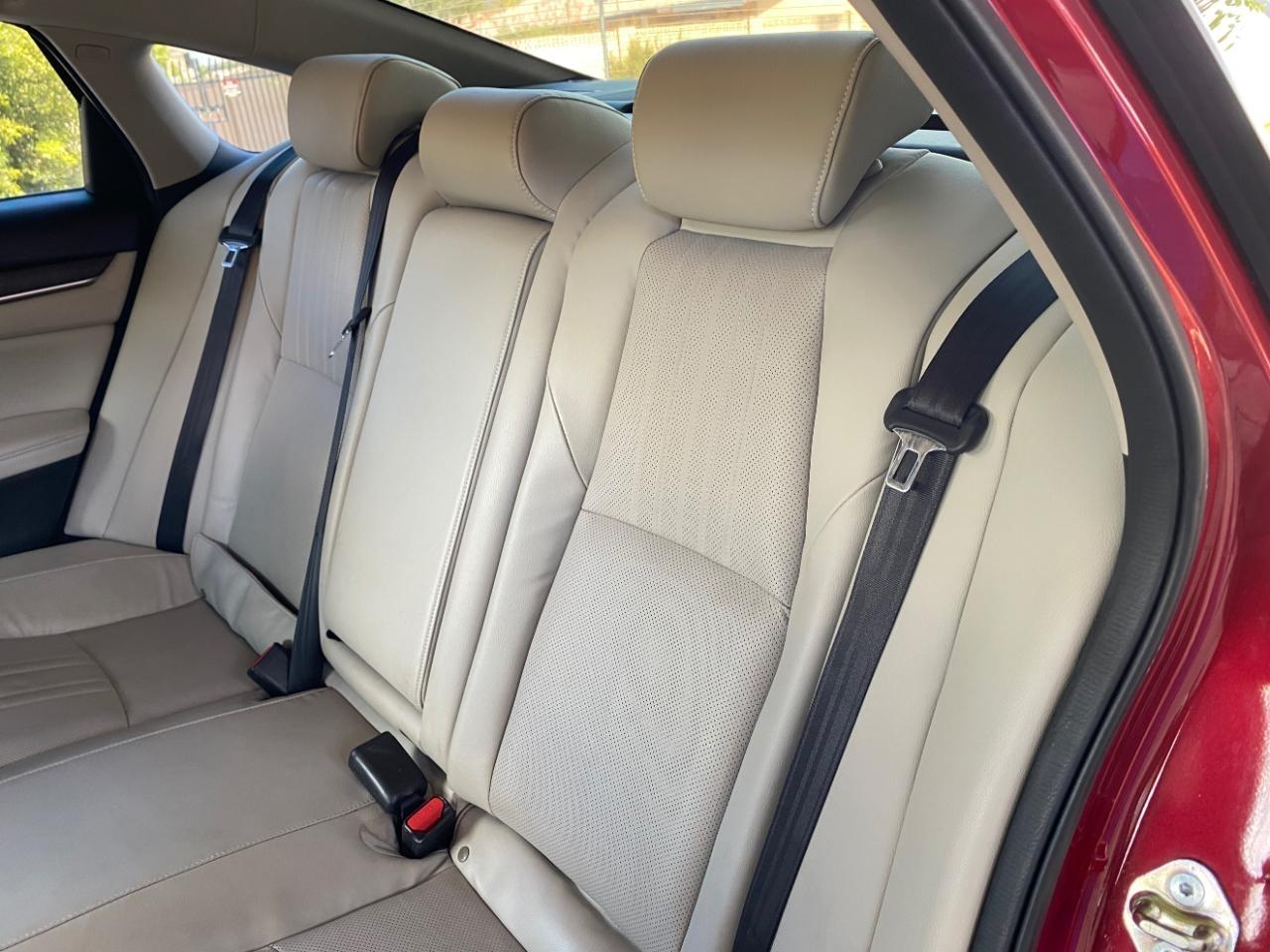 Honda Accord Touring 2.0T 10A 2018