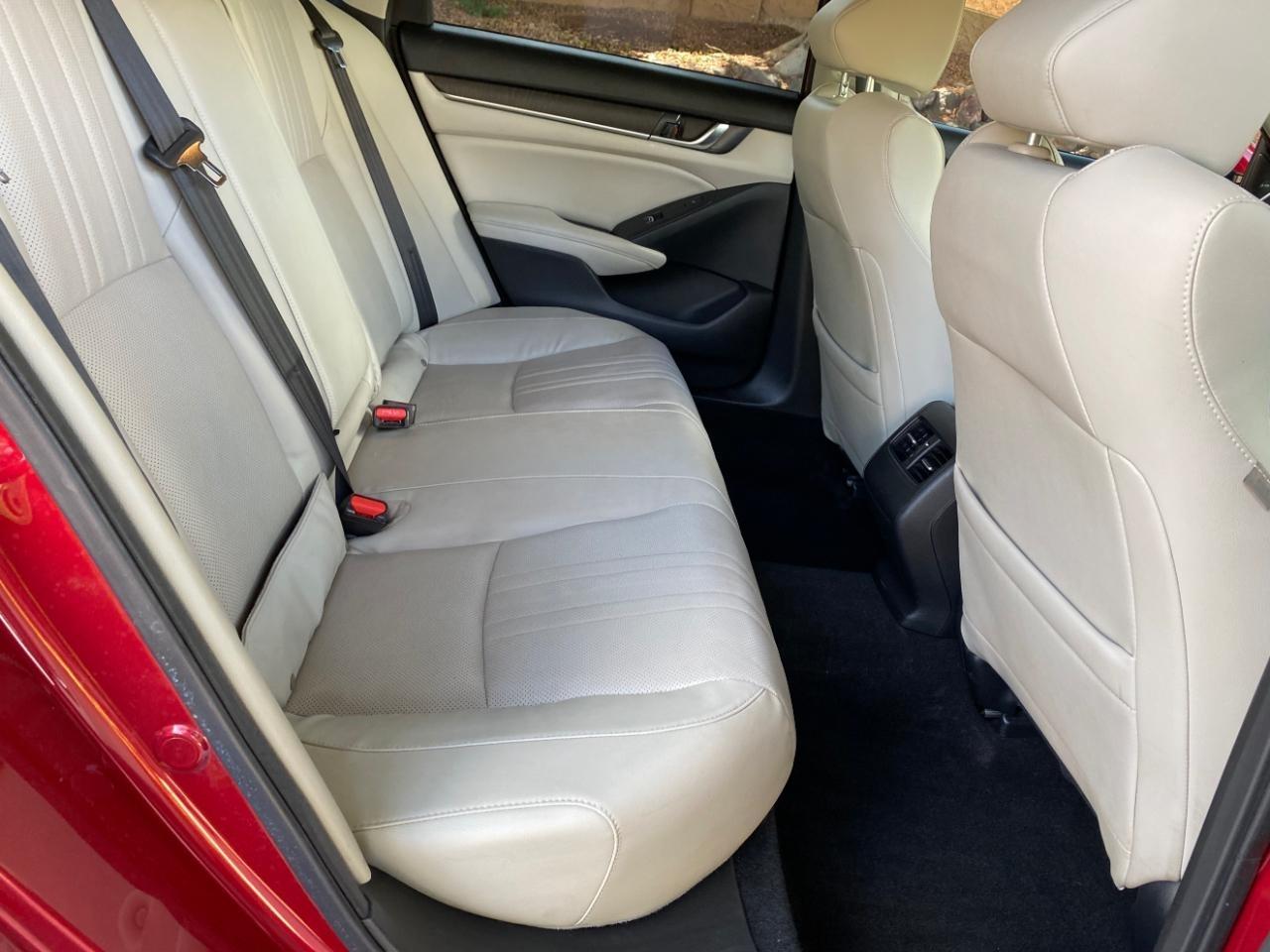 Honda Accord Touring 2.0T 10A 2018