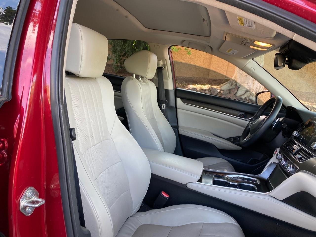Honda Accord Touring 2.0T 10A 2018