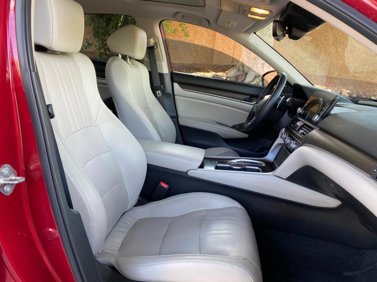 Honda Accord Touring 2.0T 10A 2018