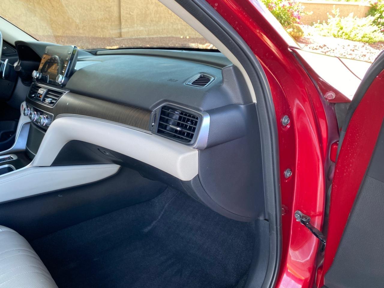 Honda Accord Touring 2.0T 10A 2018