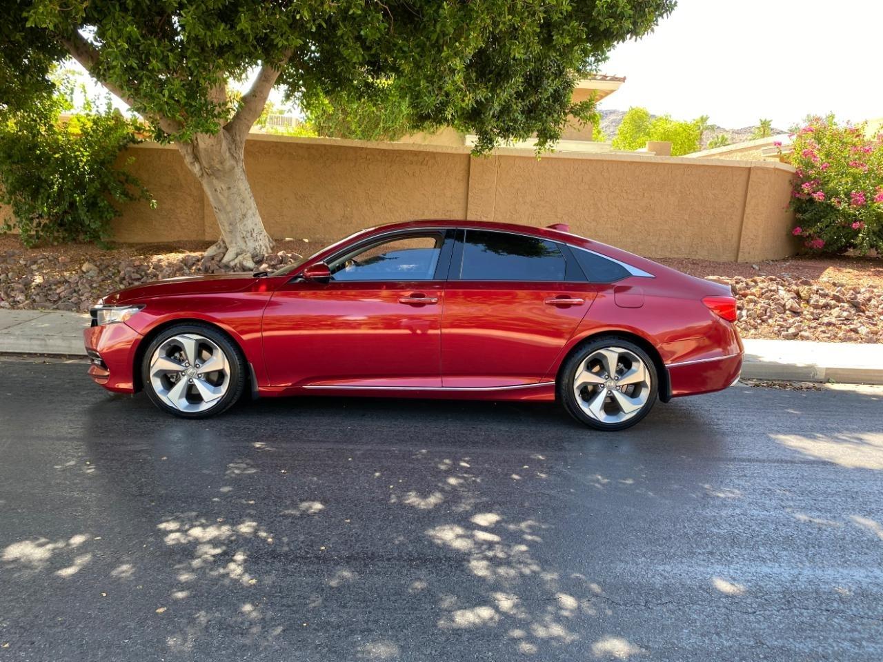 Honda Accord Touring 2.0T 10A 2018