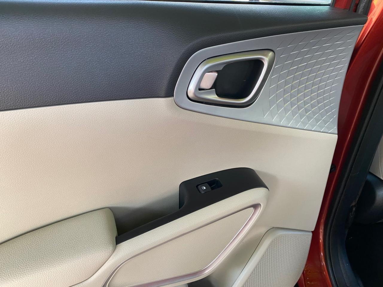 Kia Soul LX CVT 2024