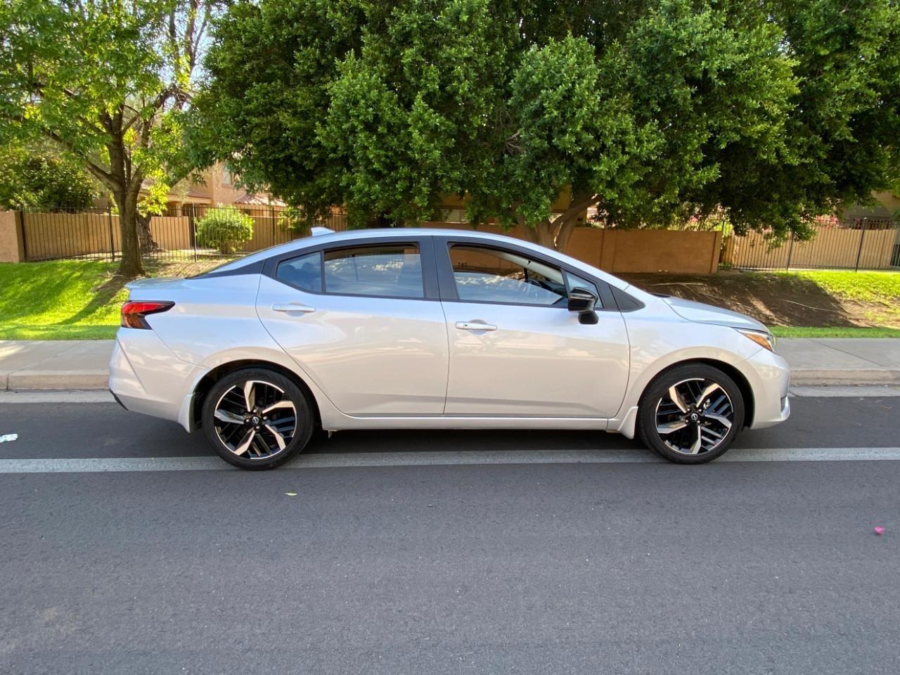Nissan Versa SR 2025