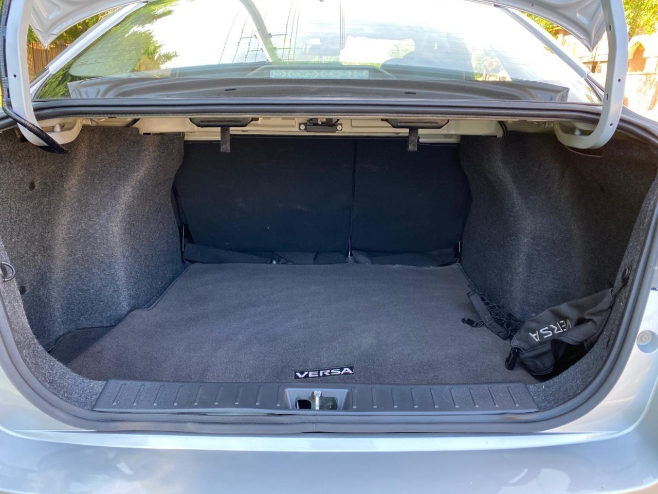 Nissan Versa SR 2025