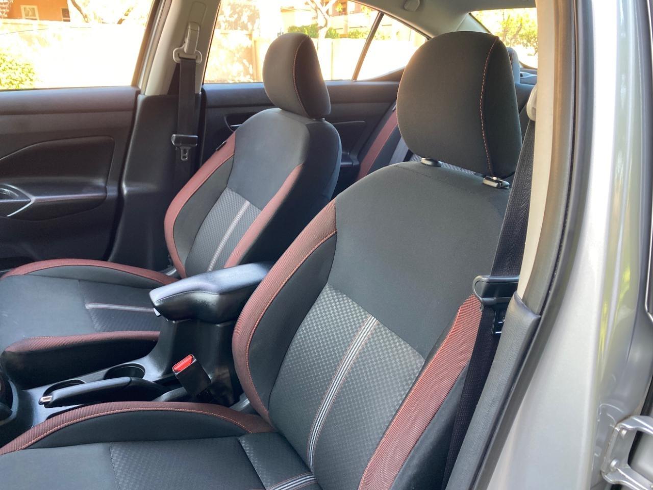 Nissan Versa SR 2025