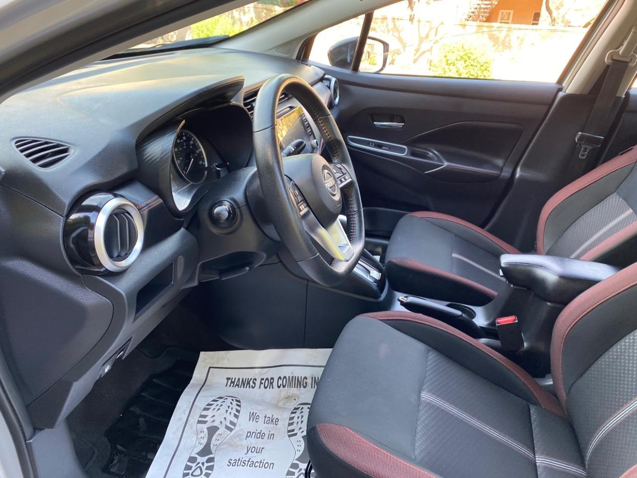 Nissan Versa SR 2025