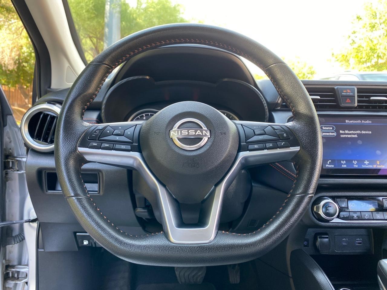 Nissan Versa SR 2025