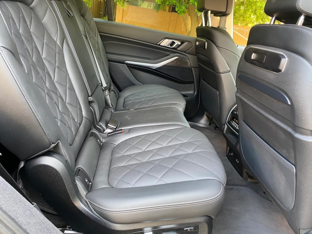 BMW X7 xDrive40i 2025