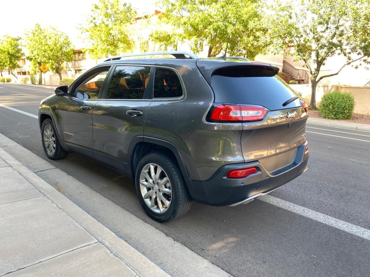 Jeep Cherokee Limited FWD 2018