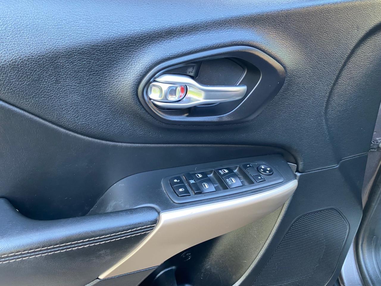 Jeep Cherokee Limited FWD 2018