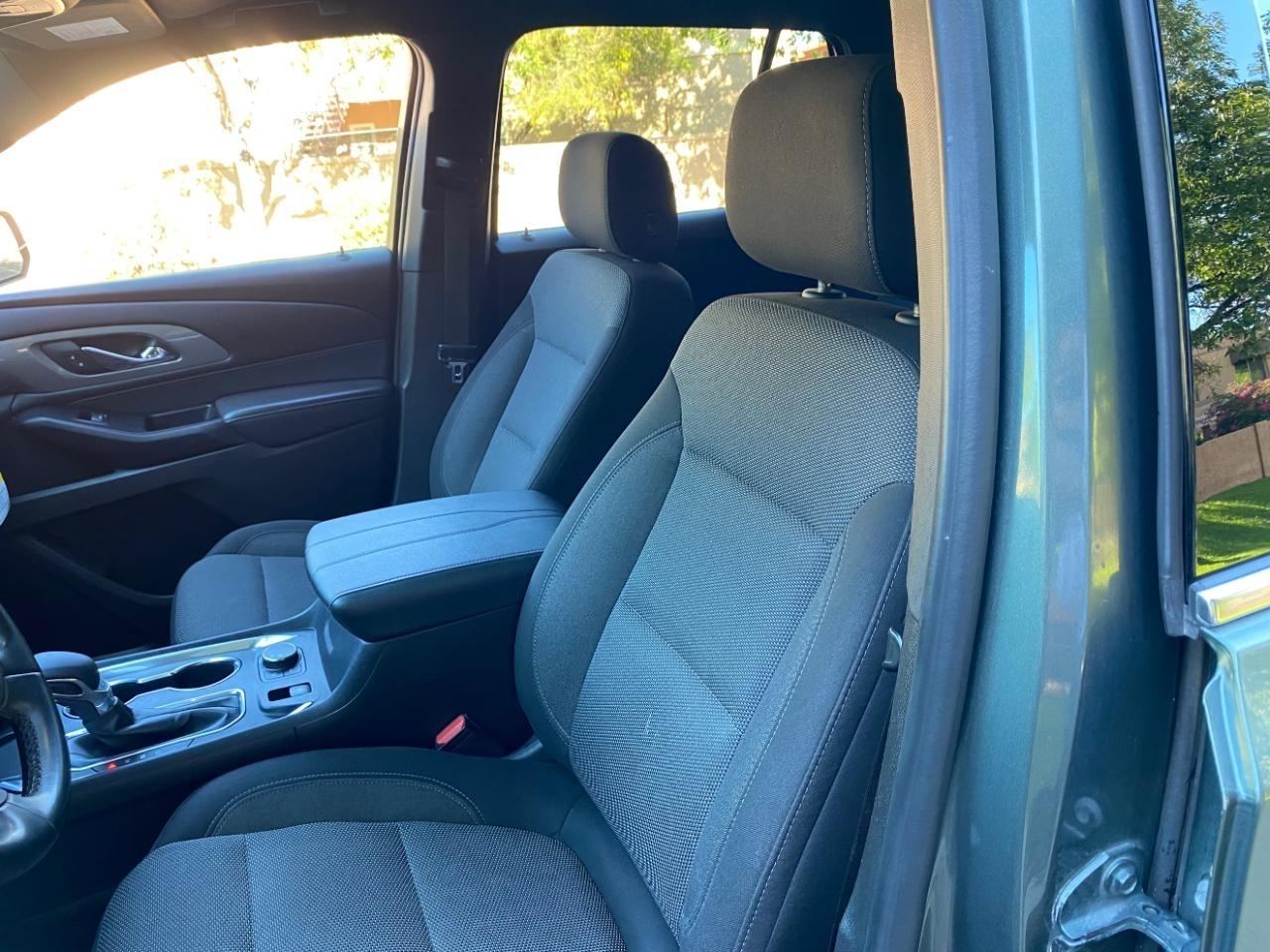 Chevrolet Traverse LT Cloth FWD 2023