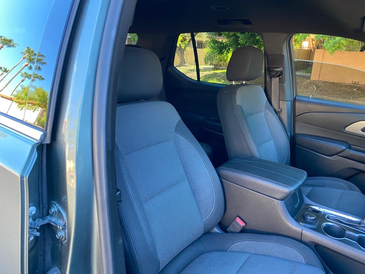 Chevrolet Traverse LT Cloth FWD 2023
