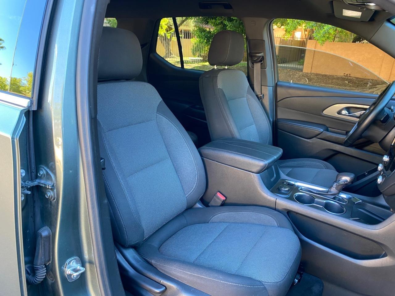 Chevrolet Traverse LT Cloth FWD 2023