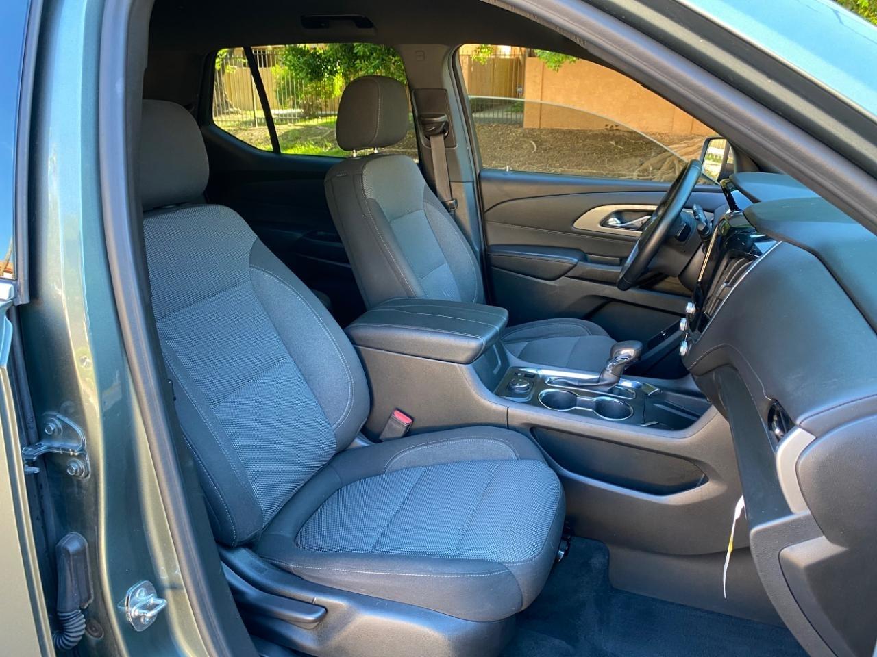 Chevrolet Traverse LT Cloth FWD 2023