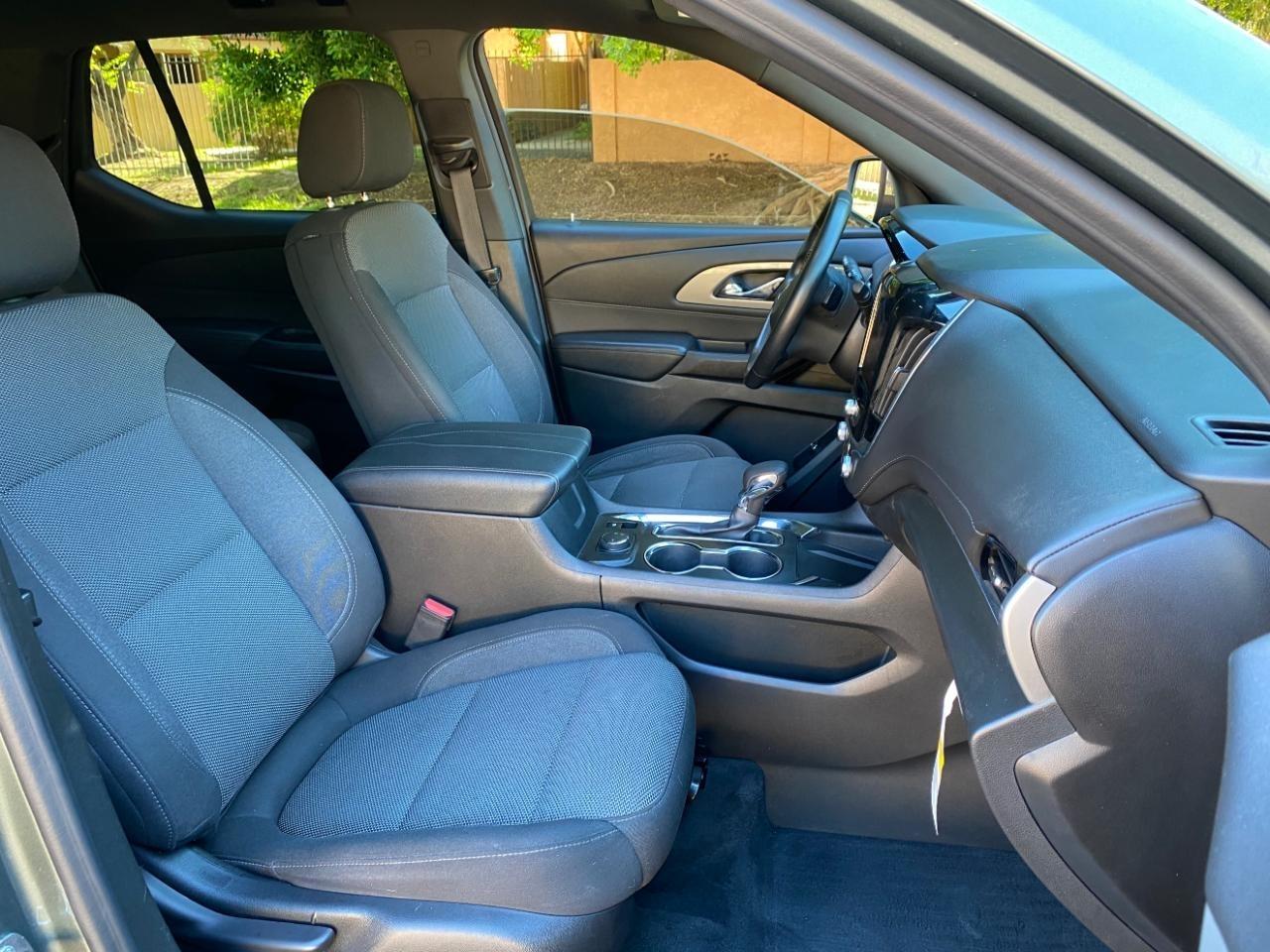 Chevrolet Traverse LT Cloth FWD 2023