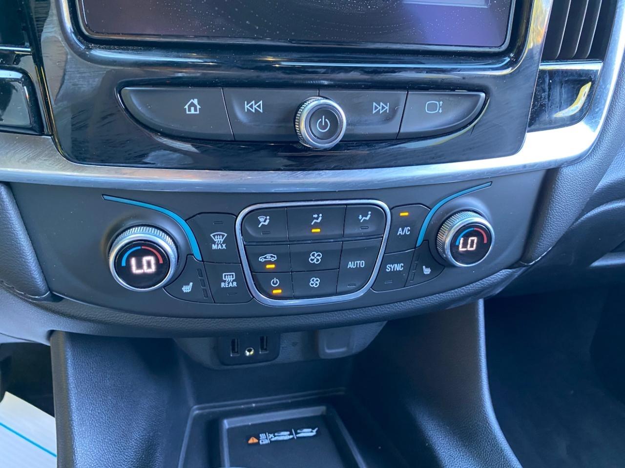 Chevrolet Traverse LT Cloth FWD 2023