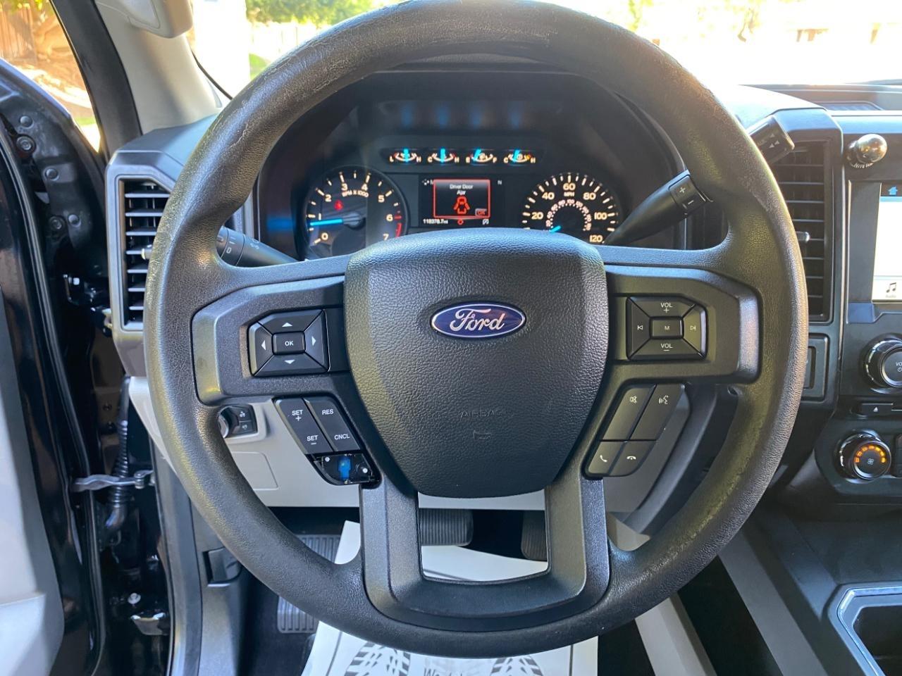 Ford F-150 XL SuperCab 8-ft. 2WD 2017