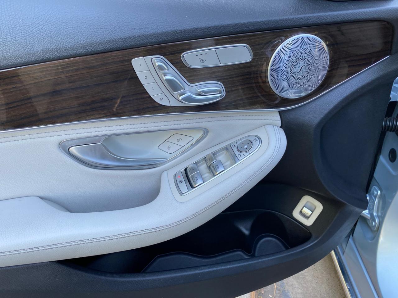 Mercedes-Benz C-Class C300 Sedan 2015