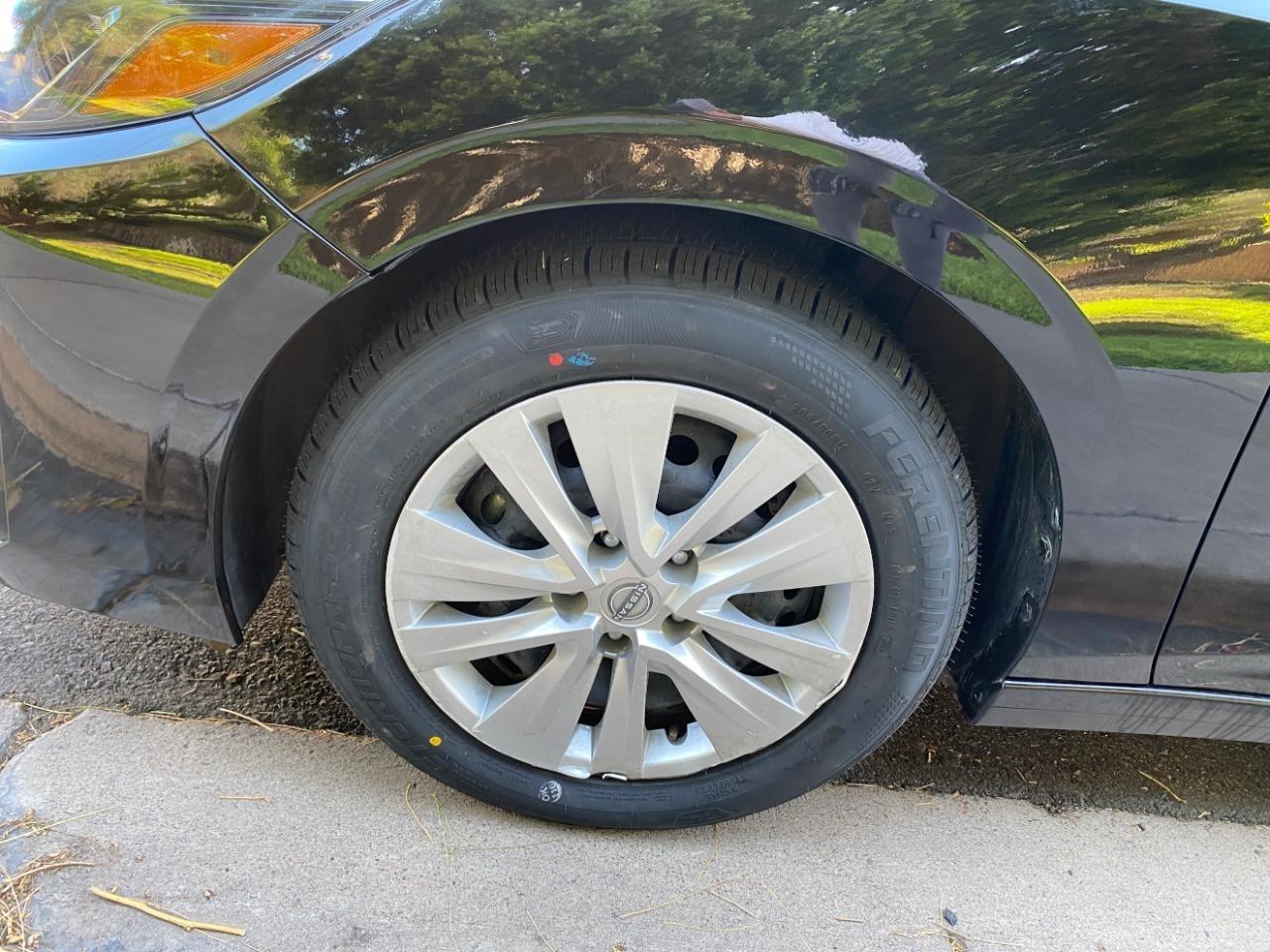 Nissan Sentra S 2025