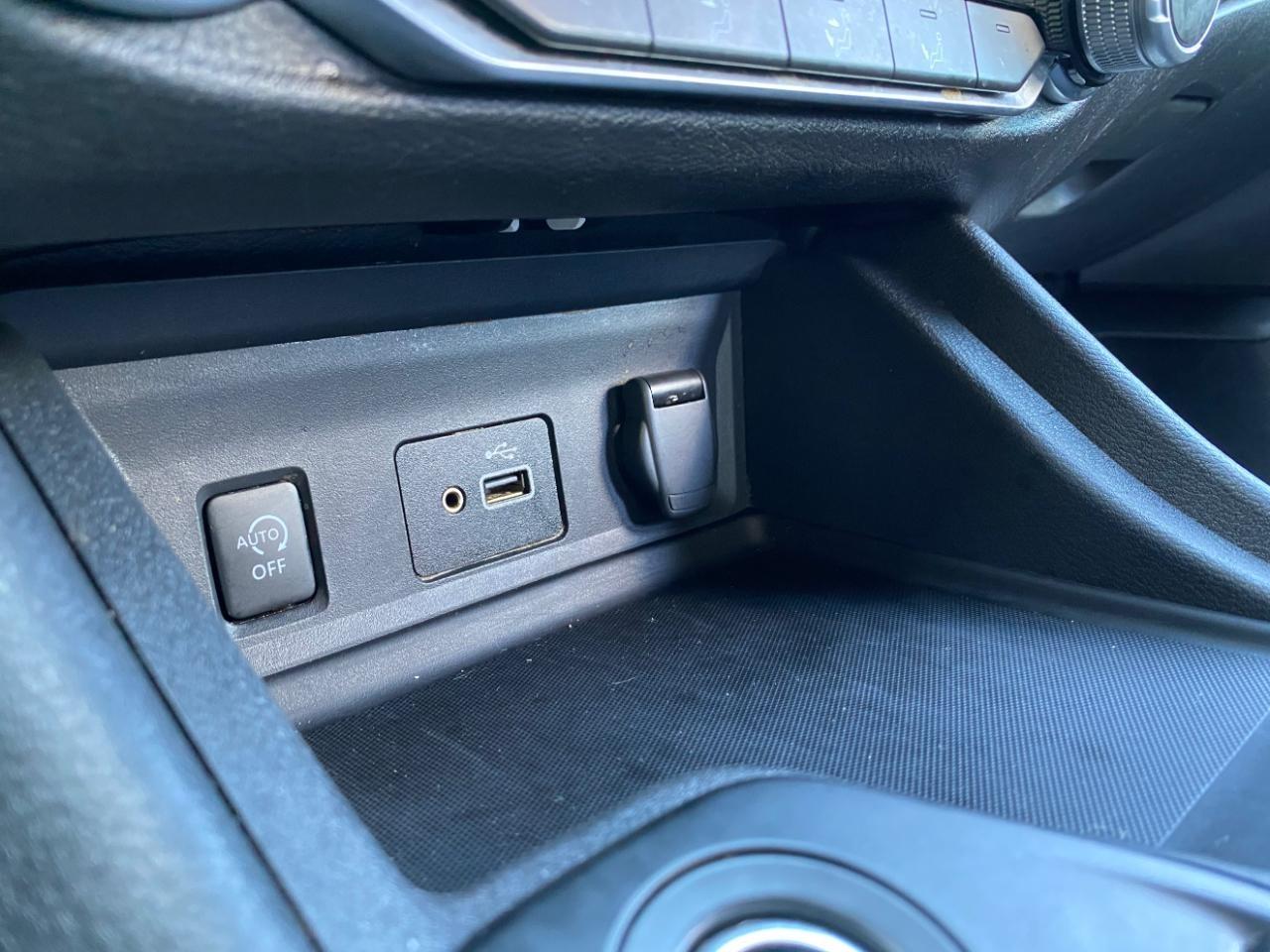 Nissan Sentra S 2025
