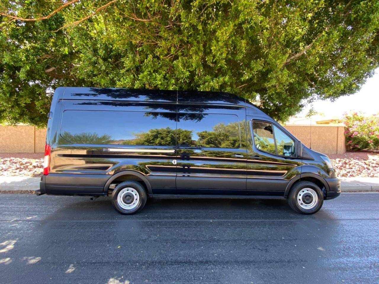 Ford Transit 250 Van High Roof w/Sliding Pass. 148-in. WB EL 2023