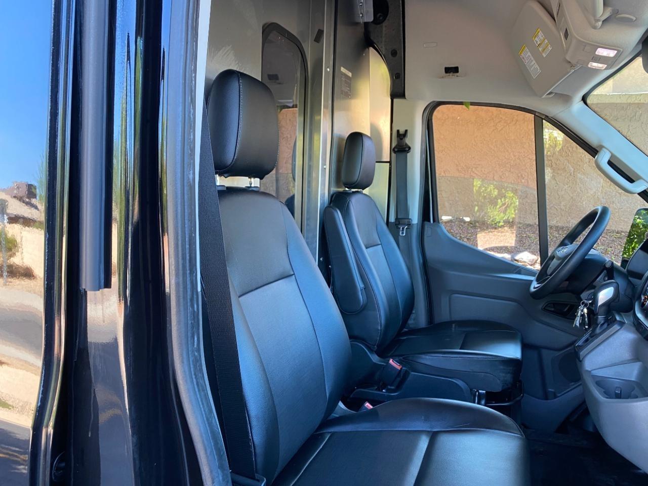 Ford Transit 250 Van High Roof w/Sliding Pass. 148-in. WB EL 2023