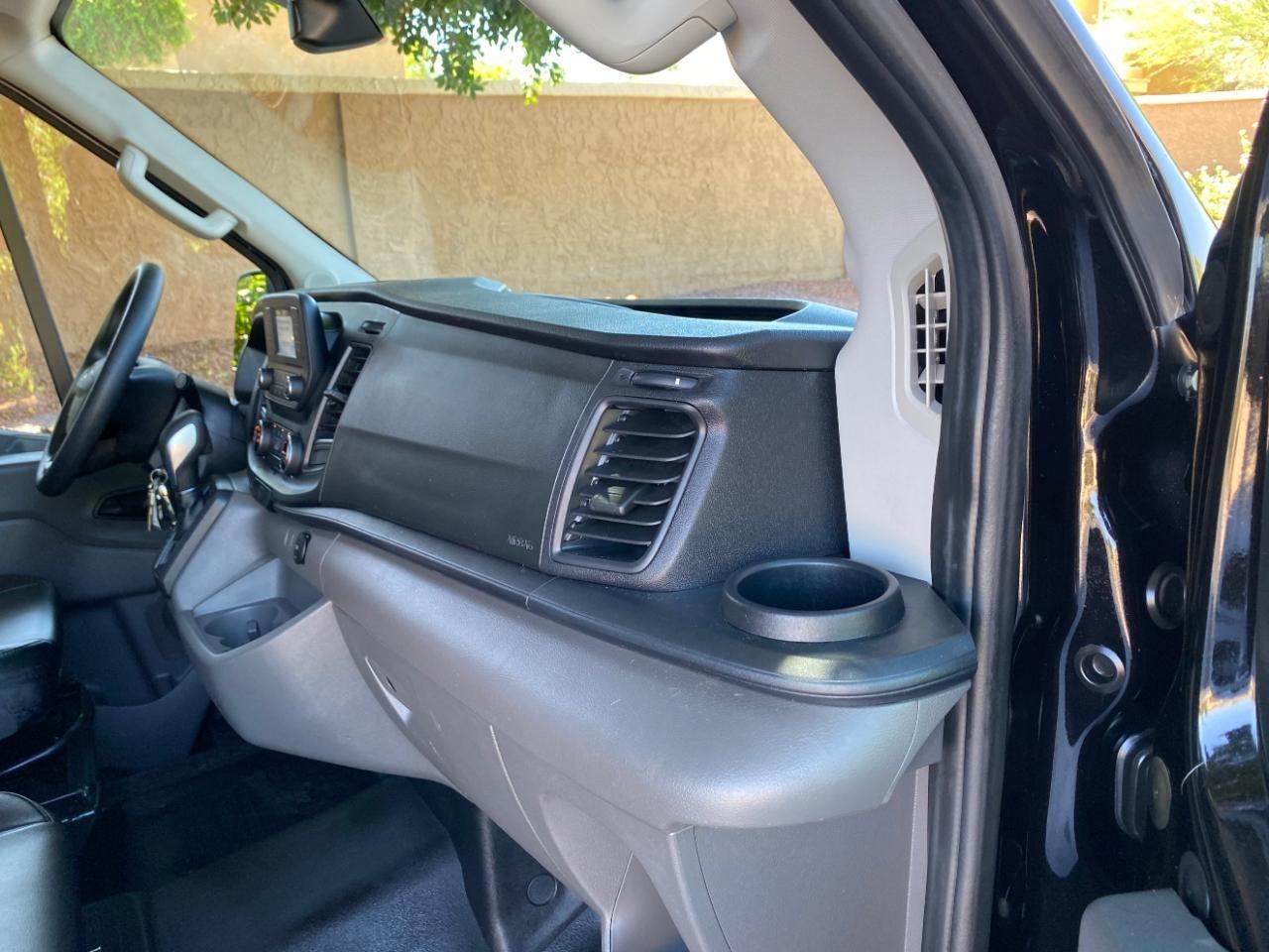 Ford Transit 250 Van High Roof w/Sliding Pass. 148-in. WB EL 2023