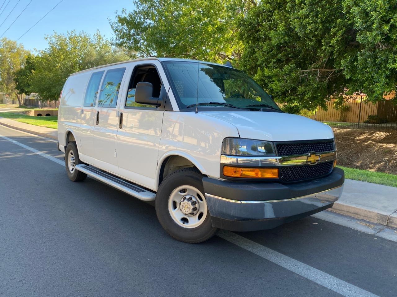 2025 Chevrolet Express 2500 Cargo