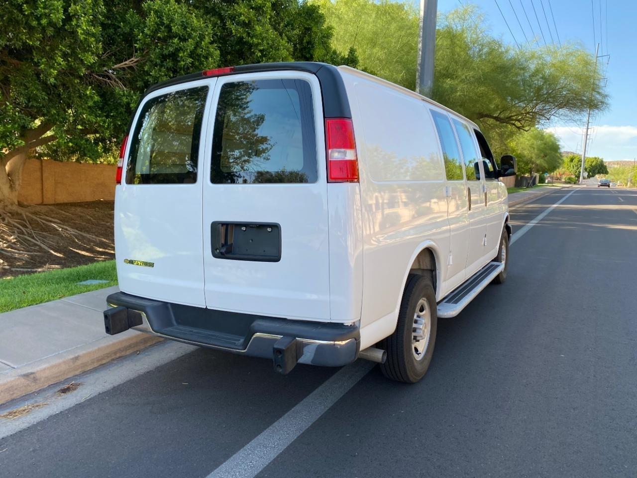 Chevrolet Express 2500 Cargo 2025