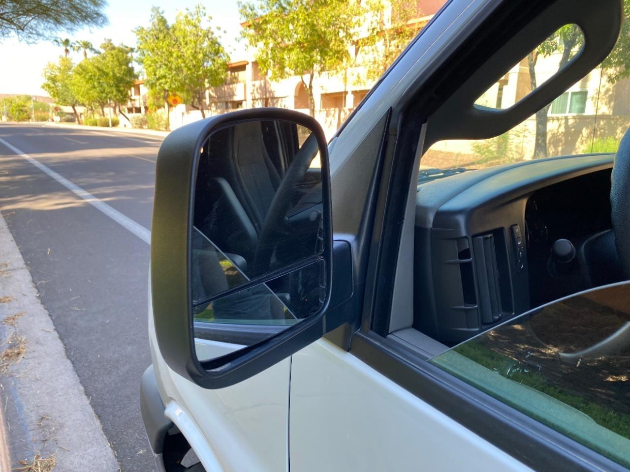Chevrolet Express 2500 Cargo 2025